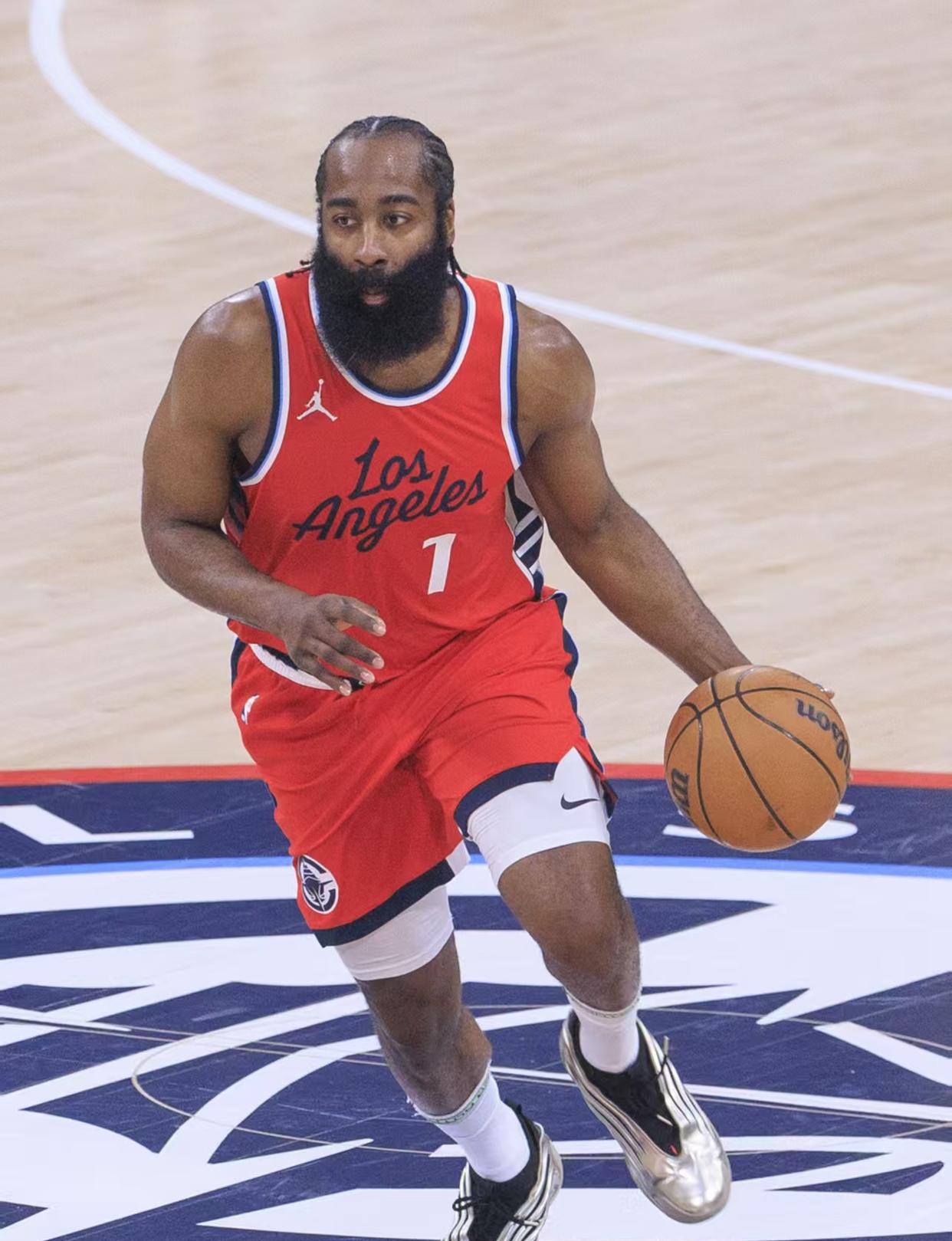 Kaiyun-包含哈登连续十二场比赛得分超过爆冷，瑞士队不断突破！比赛高潮迭起的词条